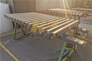 TC4钛合金棒材低倍组织亮斑分析！